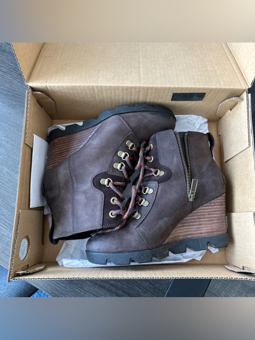 Sorel Joan Uptown Brown Leather Lace Up Wedge Booties Shoes - US 8.5